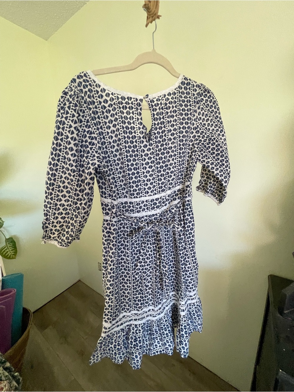 Navy and White Printed V-Neck Midi Dress - Picture 6 of 12